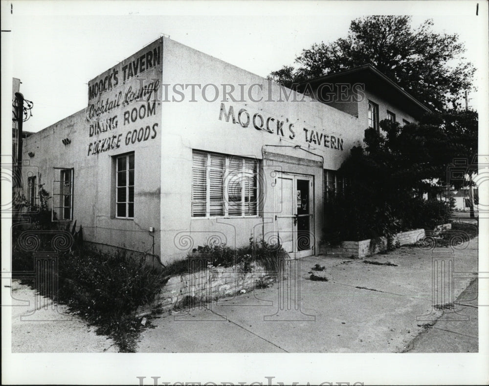 1988 Press Photo Moock&#39;s Tavern at 709 16th St. N. - RSM08305 - Historic Images