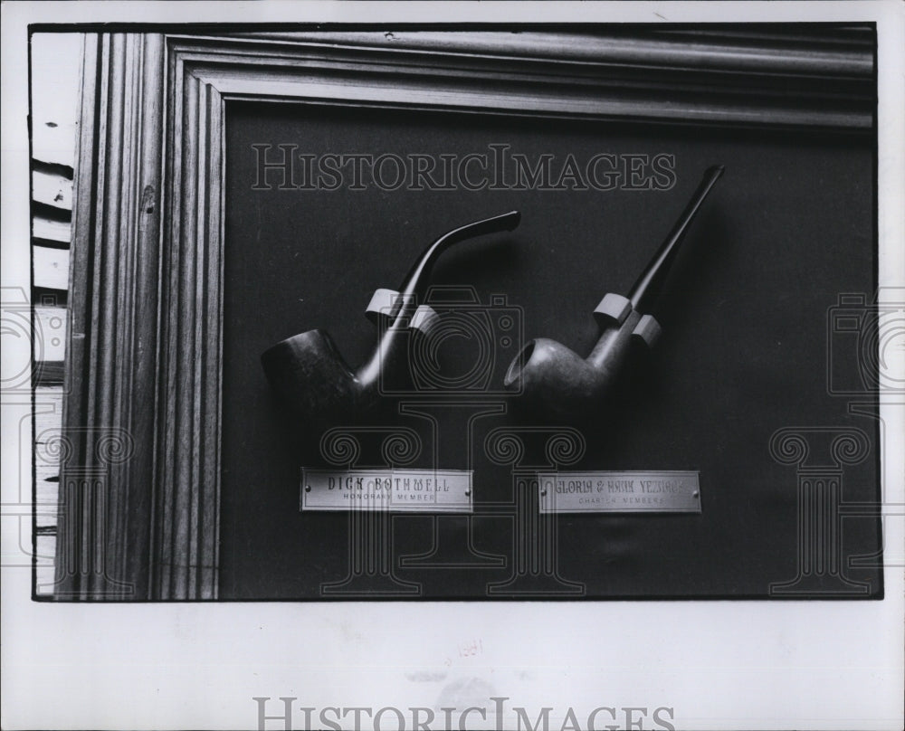 1981 Press Photo Pipe display at Sherlock&#39;s Restaurant - Historic Images