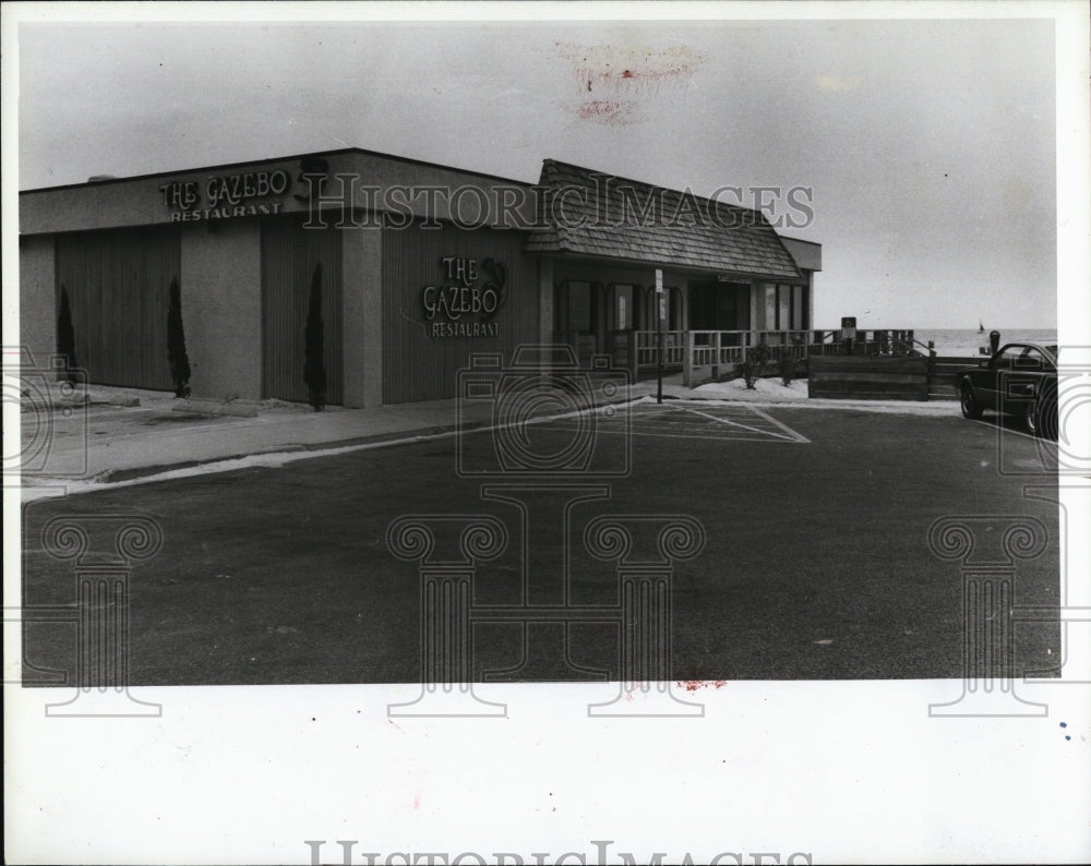 1985 Press Photo The Gazebo Restaurant offers diners a view of Gulf, Clearwater - Historic Images