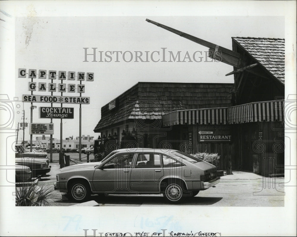 1985 Press Photo The Captain's Gallery Seafood & Steaks Restaurant in Clearwater - Historic Images