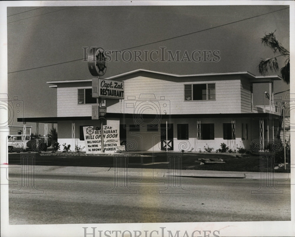 1965 Press Photo Capt.Zack&#39;s Restaurant in Gulf Blvd. - Historic Images