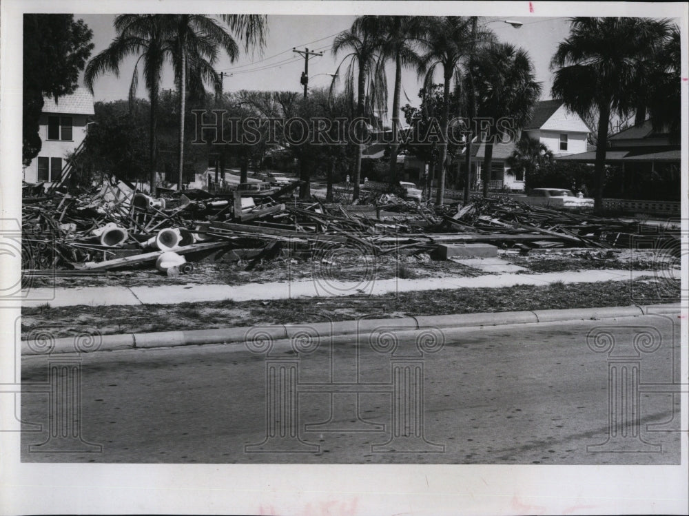 1966 Rubble of Old Stratford Hotel-Historic Images