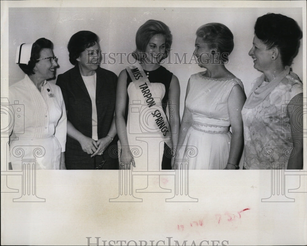 1966 Press Photo Miss Tarpon Springs Kickoff Breakfast Cafeteria opening - Historic Images