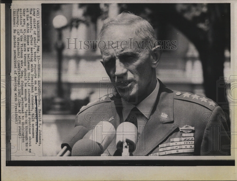 1967 Press Photo General Harold K. Johnson, Army chief of staff - RSM08995 - Historic Images