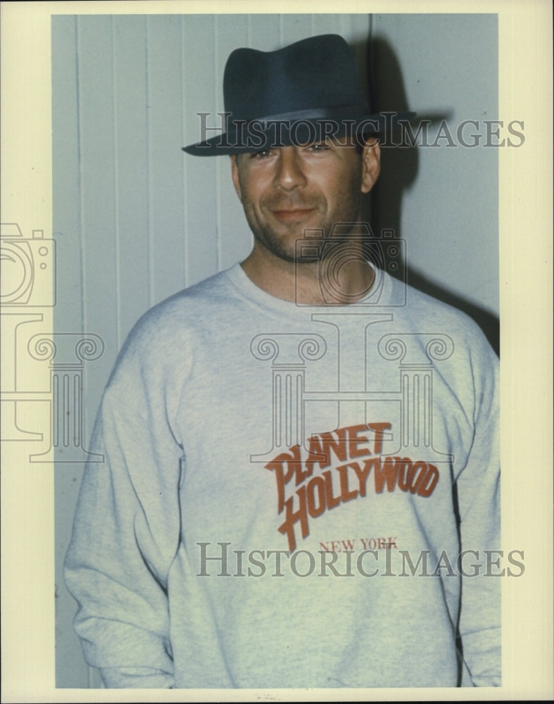 1991 Press Photo Actor, Bruce Willis for Planet Hollywood - RSM09499 - Historic Images