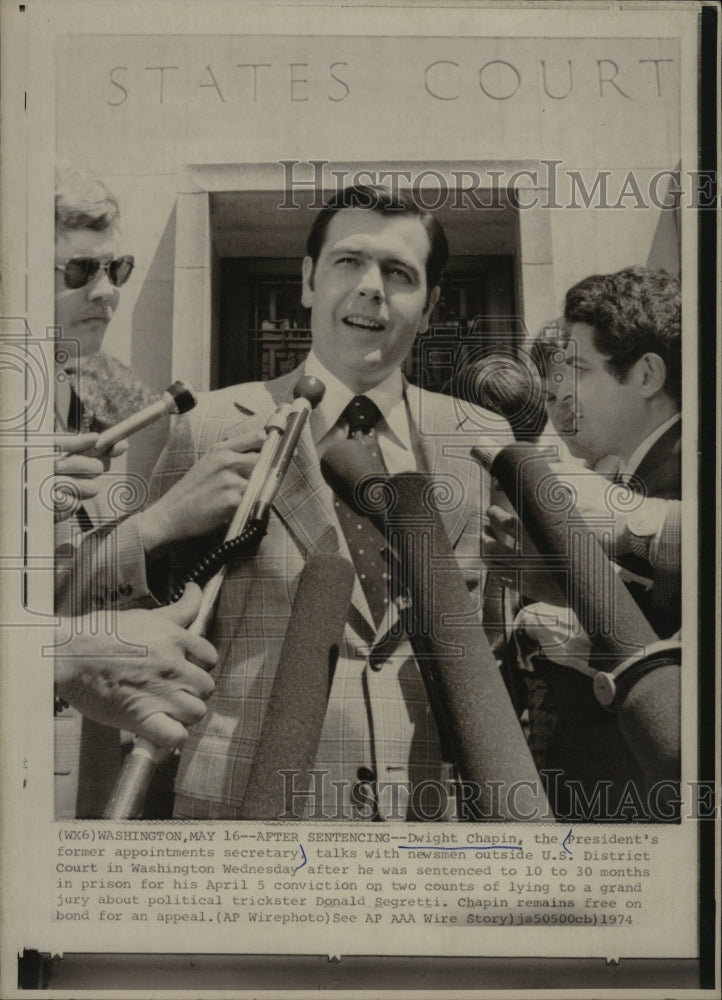 1974 Press Photo Dwight Chapin Presidents Former Appointments Secretary - Historic Images