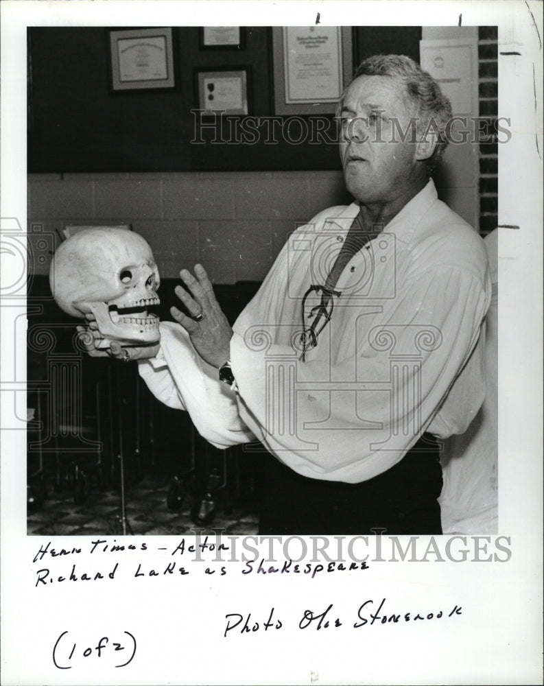 1987 Press Photo Richard Lake Actor Instructor - Historic Images