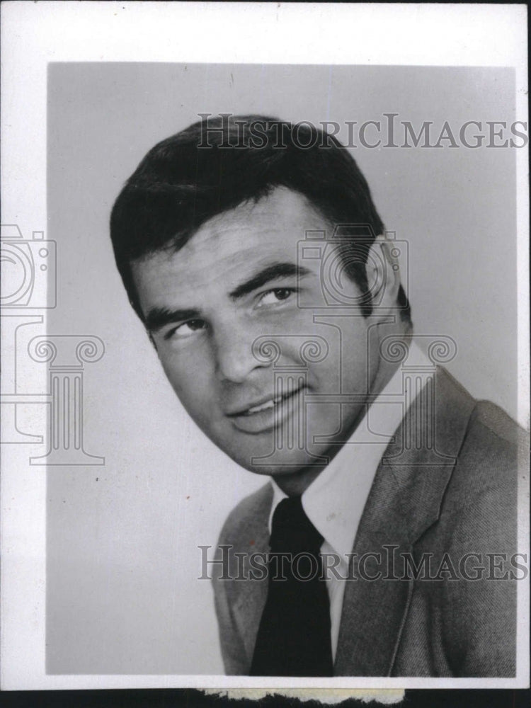 1975 Press Photo Burt Reynolds Television Movie Star Actor - RSM10373 - Historic Images