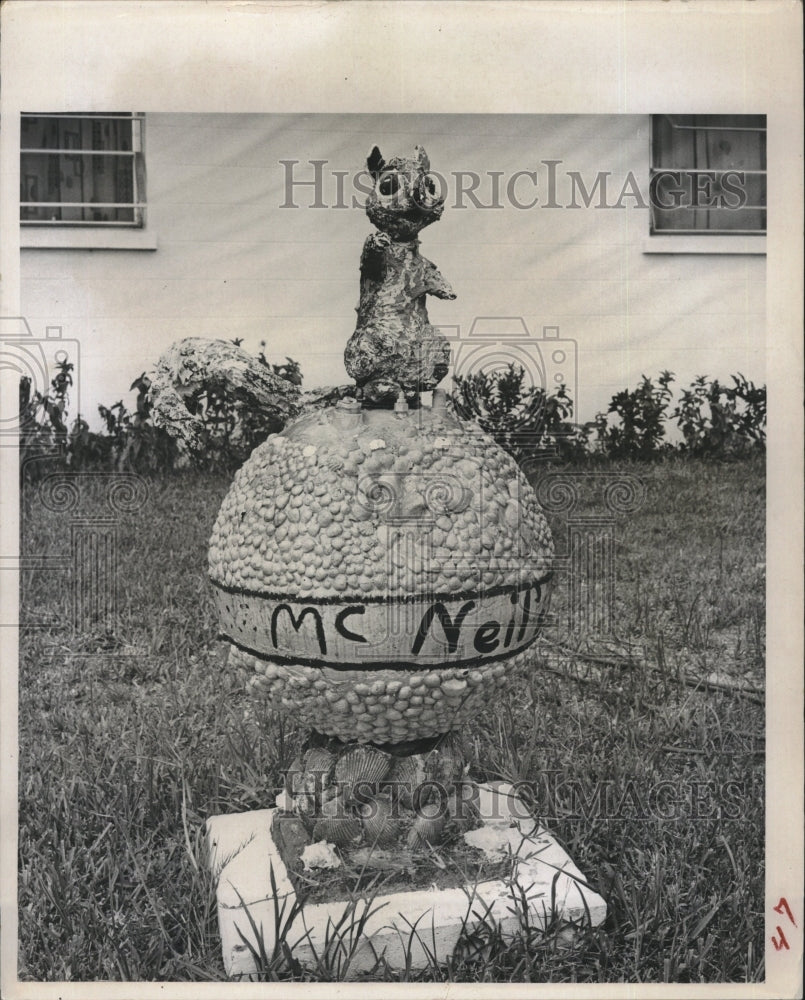 1965 Press Photo Sculpture of Squirrel on McNiel&#39;s Ball - Historic Images