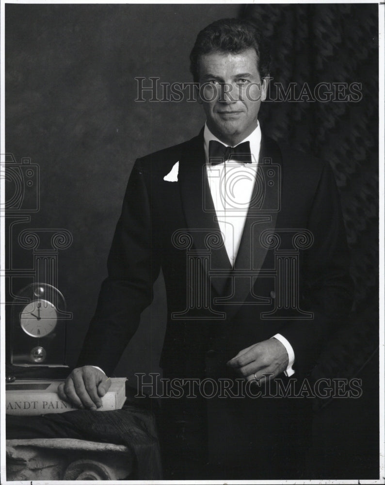 1991 Press Photo Black tie Less Formal than White Tie - RSM10937 - Historic Images