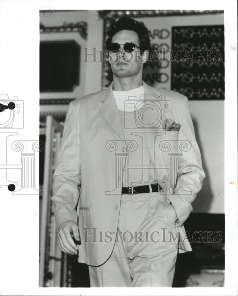 1990 Press Photo Richard Mishaan Men&#39;s Spring Fashion - Historic Images