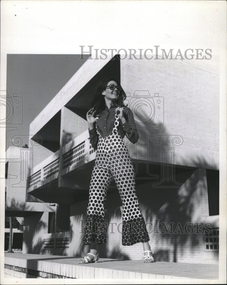 1969 Press Photo Casual women&#39;s fashions - RSM10991 - Historic Images