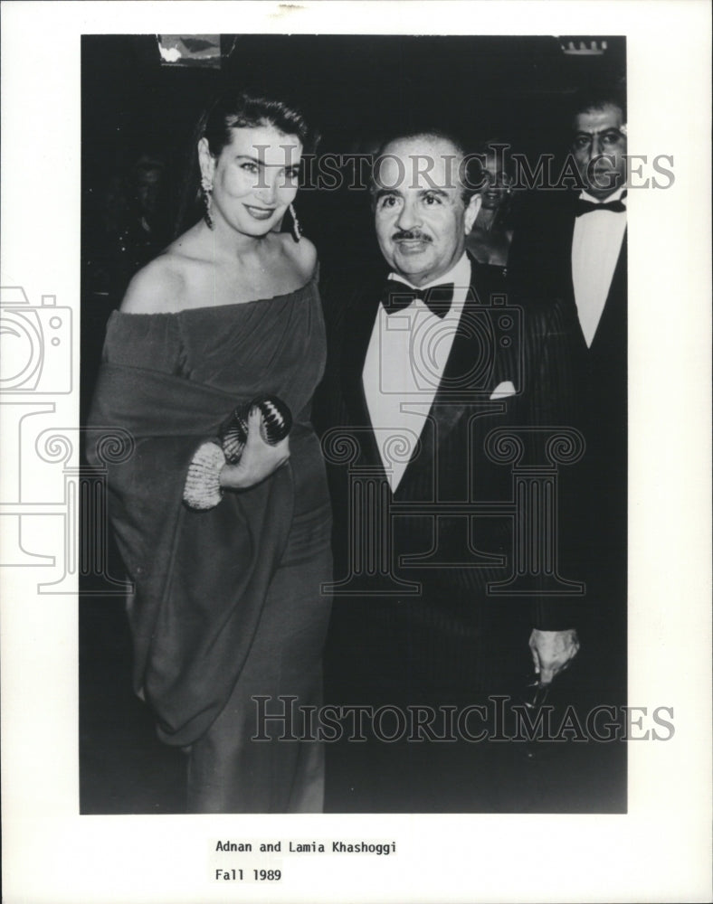 1989 Adnan &amp; Lamia Khashoggi, richest man in the world - Historic Images