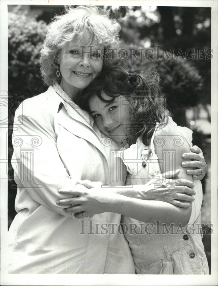 1987 Press Photo June Lockhart Kim Hauser Never Say Goodbye - RSM11575 - Historic Images