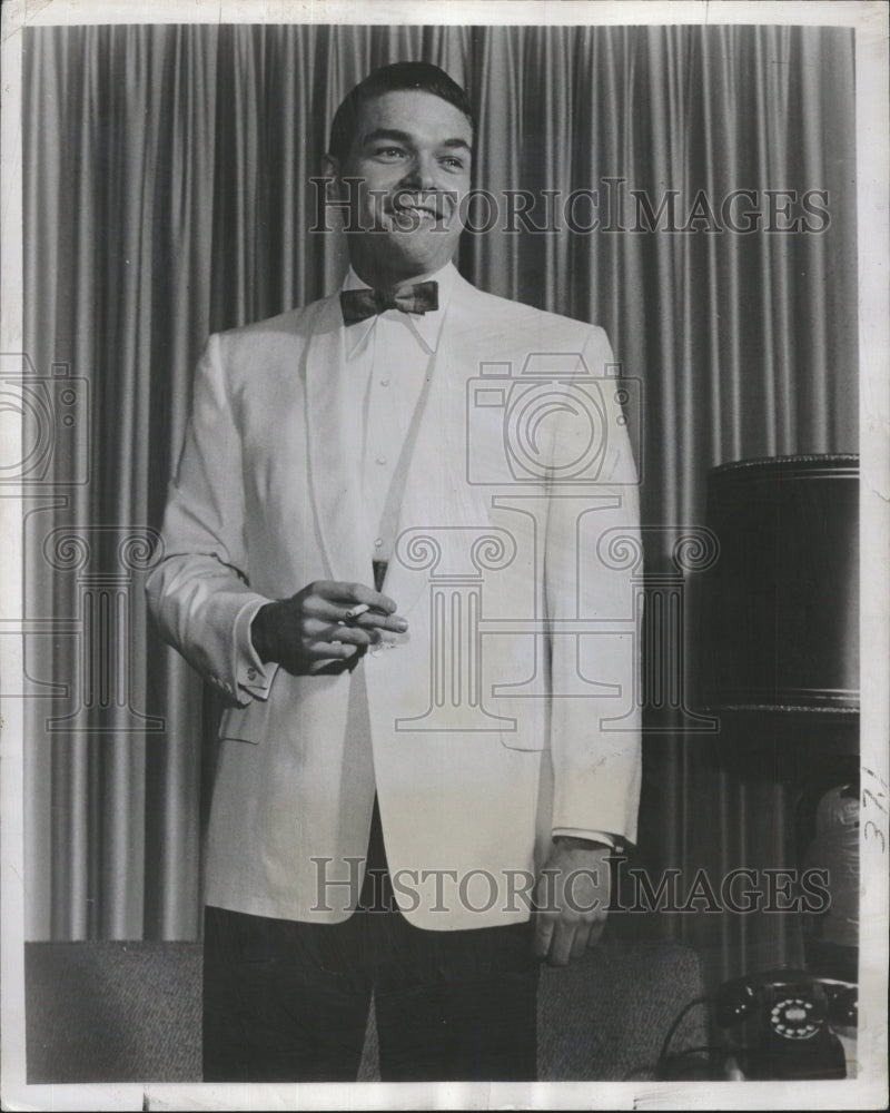 1957 Press Photo Men&#39;s Dinner Jacket - RSM11615 - Historic Images