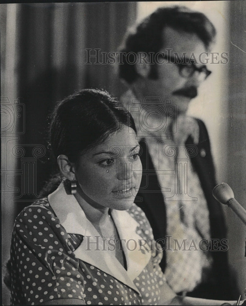 1973 Press Photo Joe Pasteris, IEA Pres & Debbie Deles for teachers - RSM11849 - Historic Images