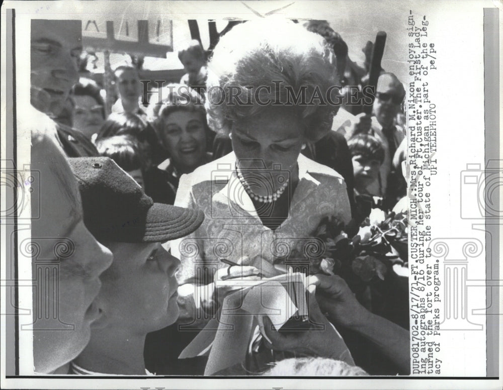 1971 Mrs. Richard M. Nixon-Historic Images