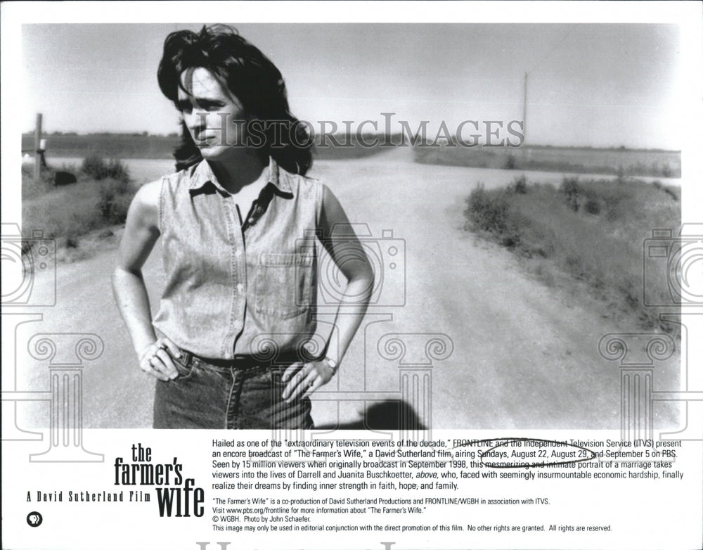 2001 Press Photo &quot;The Farmers Wife A David Sutherland film - RSM12429 - Historic Images