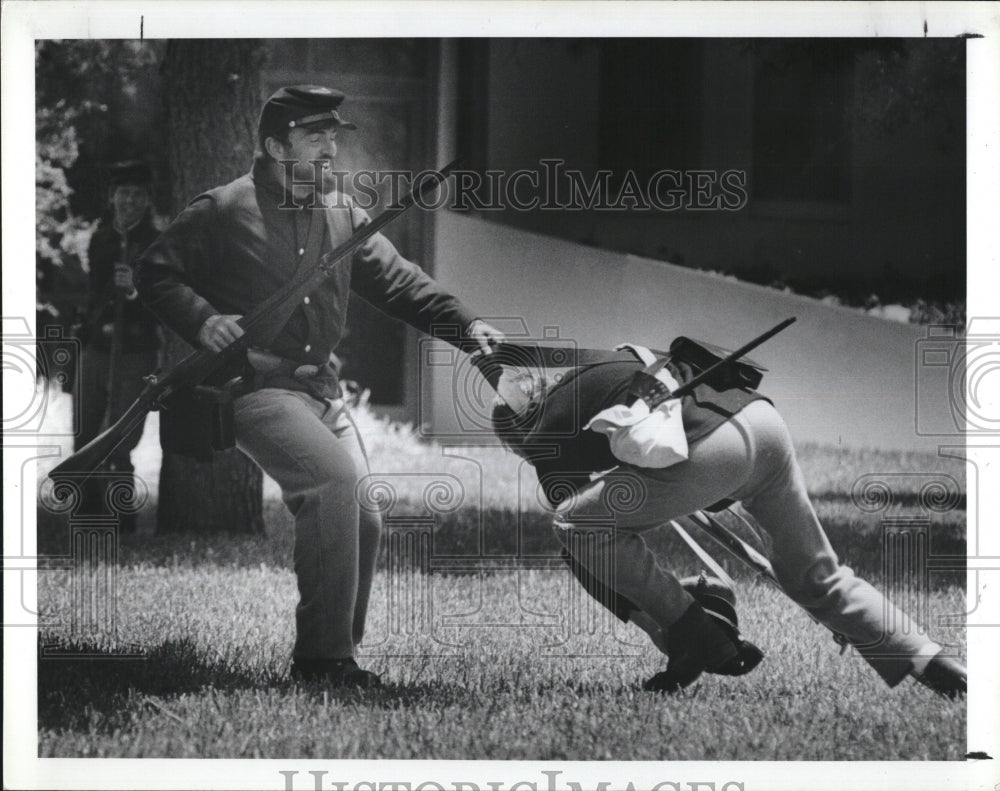 1989 Press Photo Union Troops in Civil War Re-Enactment - RSM12679 - Historic Images