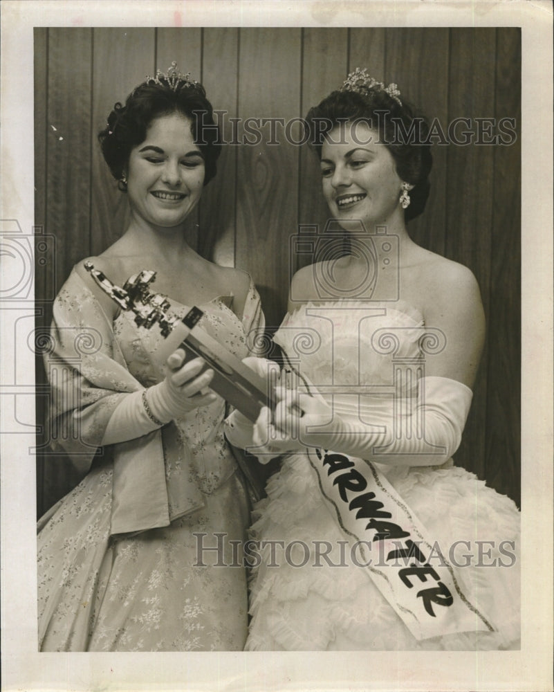 1960 Press Photo Adora Willis Named Sunshine Sweethart - RSM13133 - Historic Images