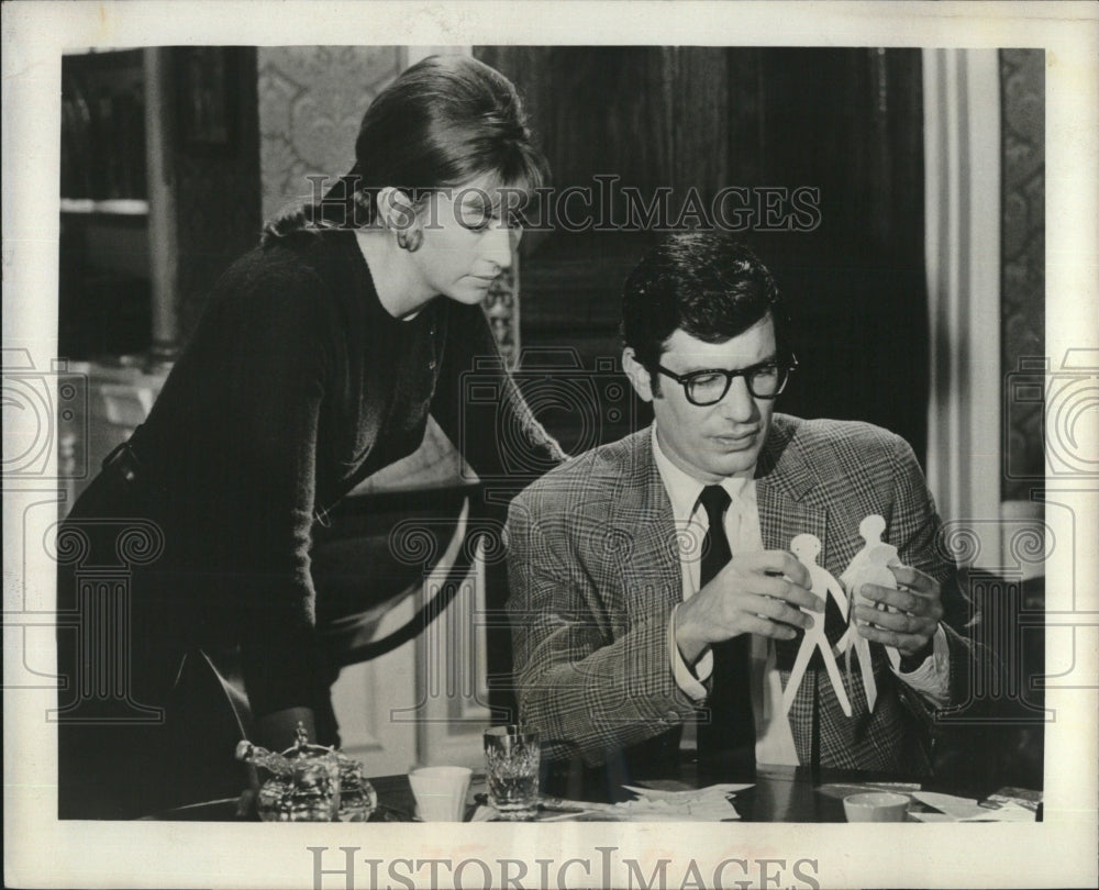 1968 Michael Tolan, Nanette Newman "Paper Dolls" - Historic Images