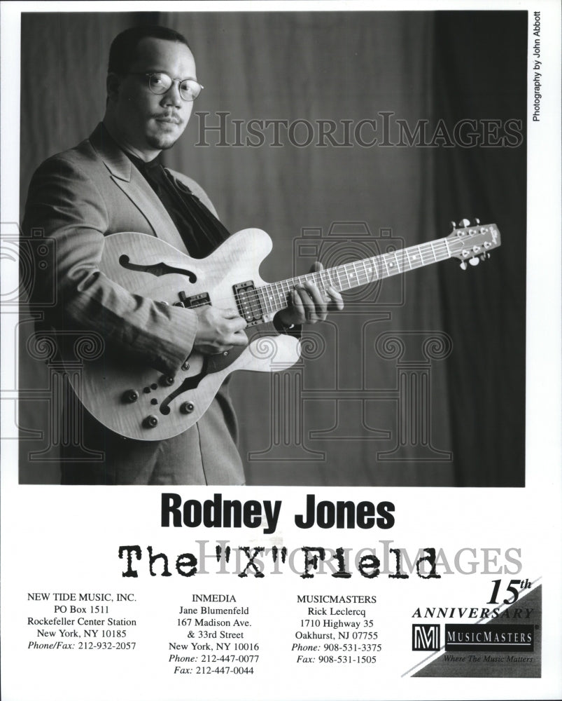 Press Photo Rodney Jones The "X" Field - Historic Images