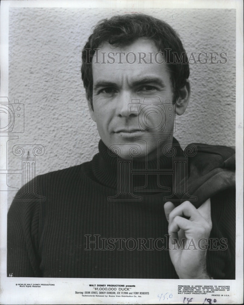 1971 Press Photo Dean Jones Million Dollar Duck - RSM13541 - Historic Images