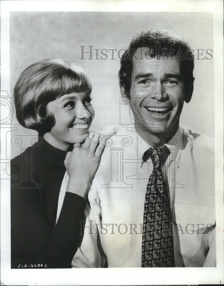 1982 Press Photo Dean Jones Sandy Duncan $1,000,000 Duck - RSM13543 - Historic Images