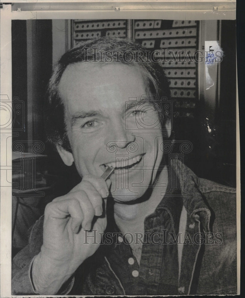 1975 Press Photo Dean Jones actor - RSM13545 - Historic Images