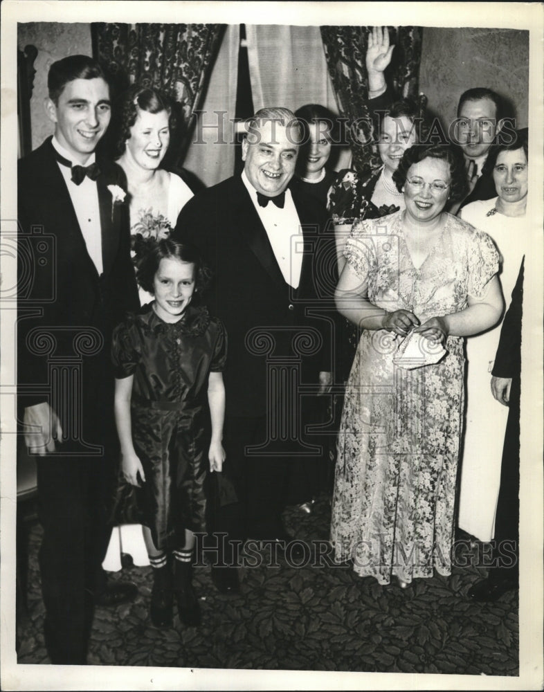 1938 Press Photo Cambridge Mayor Mrs. John Lyons daughter Anne inauguration - Historic Images