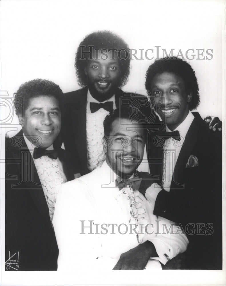 Press Photo The Five Satins Royalty Doo-Wop North Shore Music Theatre - Historic Images