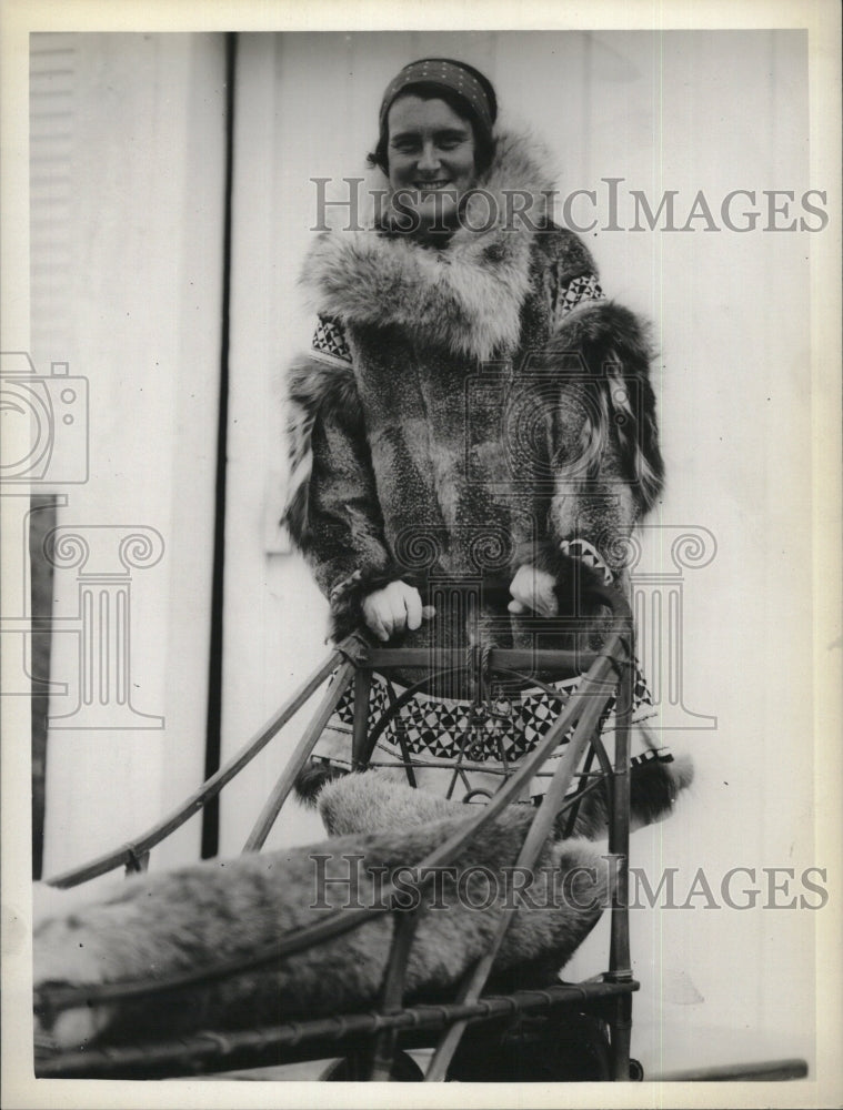 1937 Press Photo Mrs. E.P. Ricker Parka sled - RSM13917 - Historic Images