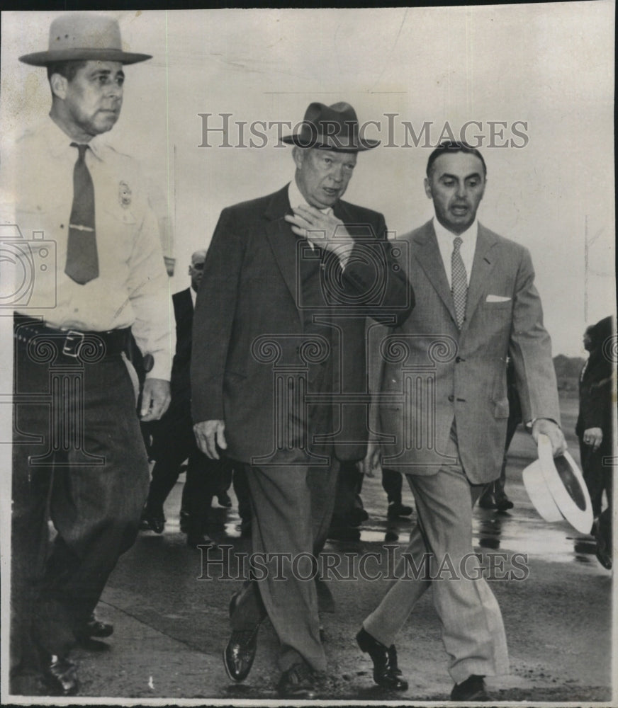 1955 Press Photo President Eisenhower Gov. Abraham Ribicoff Connecticut - Historic Images