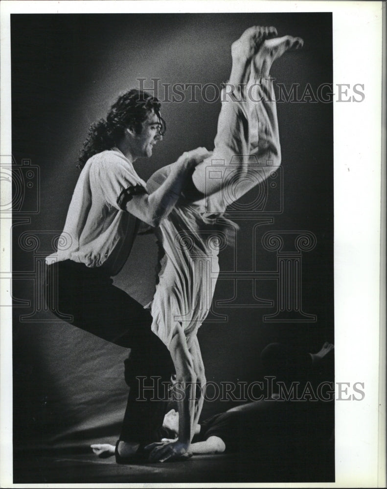 1988 Press Photo Mark Morris Dance Troupe rehearse Opera House - RSM14437 - Historic Images