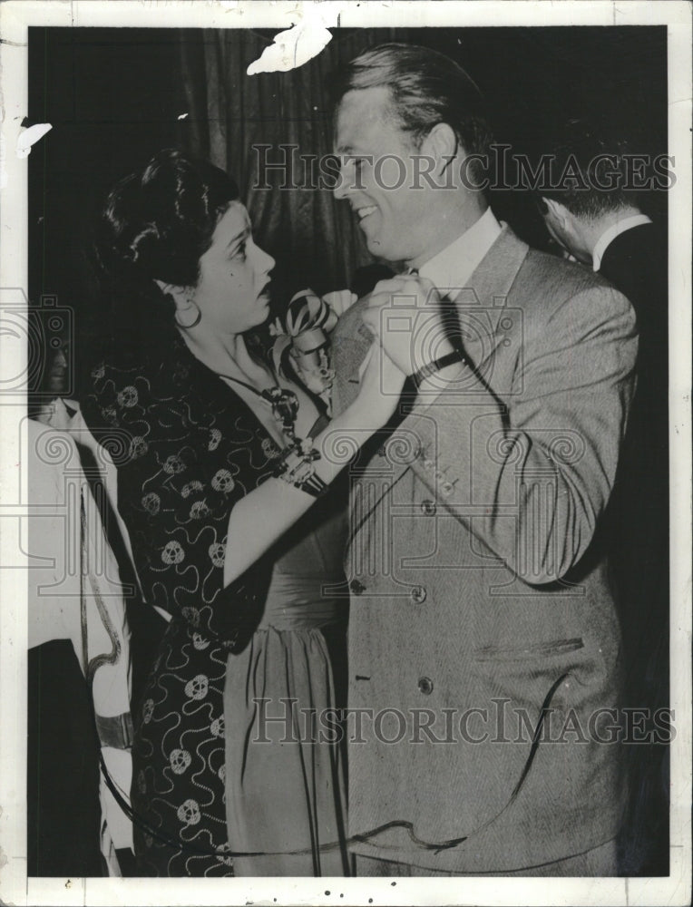 1941 Actor Wayne Morris wife Bubbles Schinasi dance - Historic Images