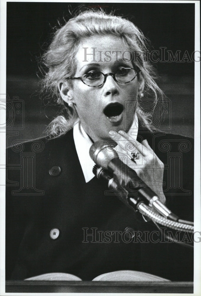 1995 Press Photo Catherine de Castlebajac testimony love letters - RSM14587 - Historic Images