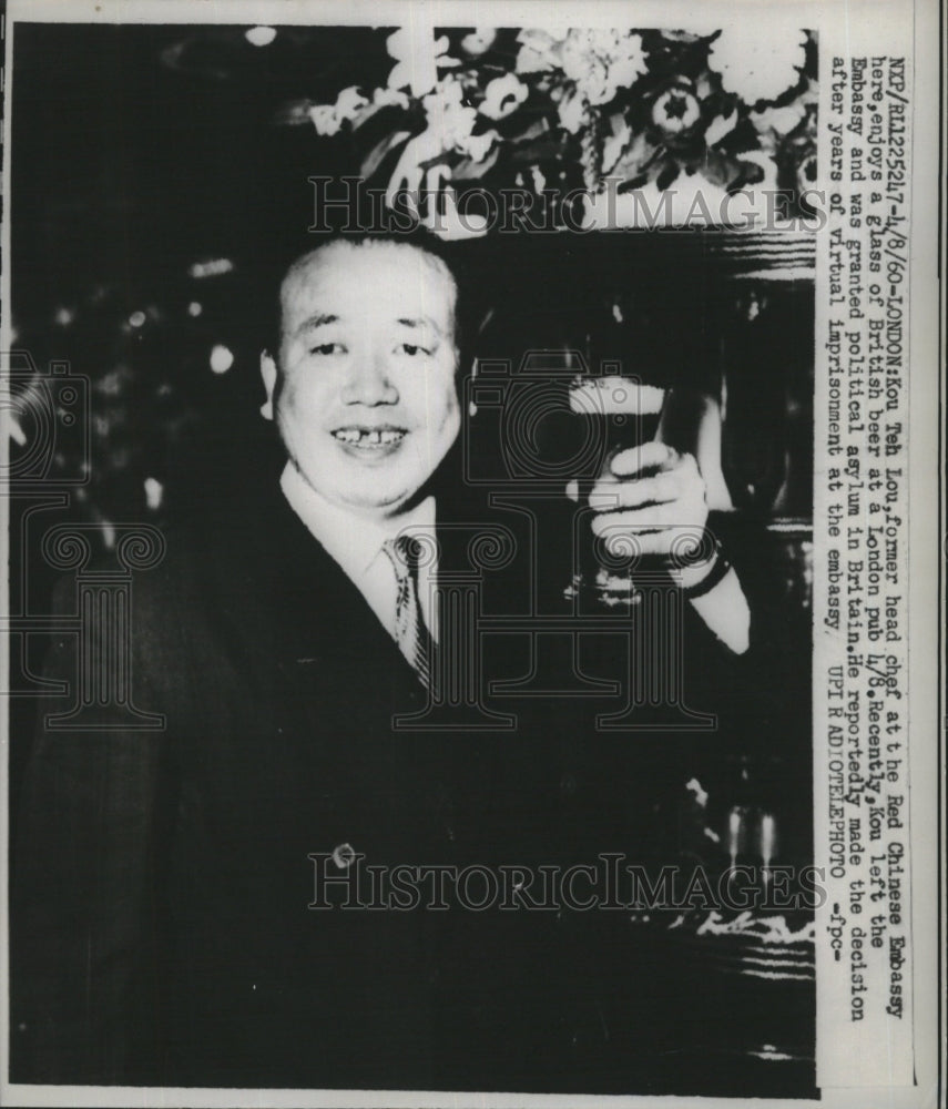 1960 Kou Teh Lou former head chef Red Chinese Embassy London pub - Historic Images