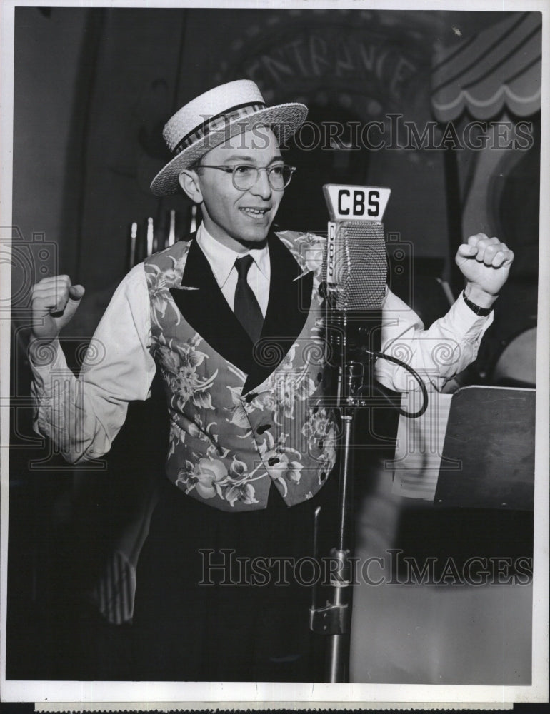 1946 Press Photo Win Elliot County Fair CBS radio - Historic Images