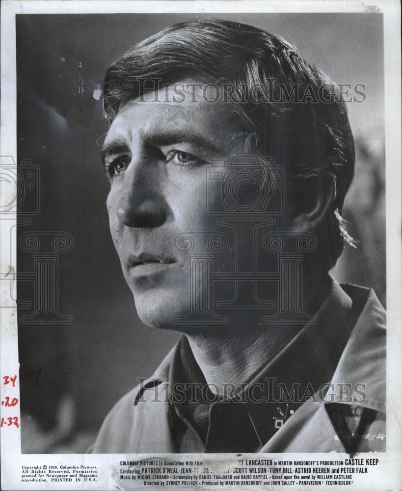 1969 Press Photo Patrick O&#39;Neal Castle Keep - Historic Images