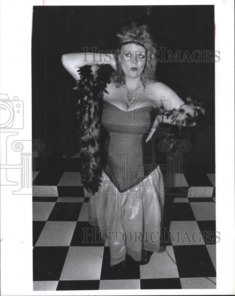 1989 Rosie O&#39;Grady entertainer - Historic Images