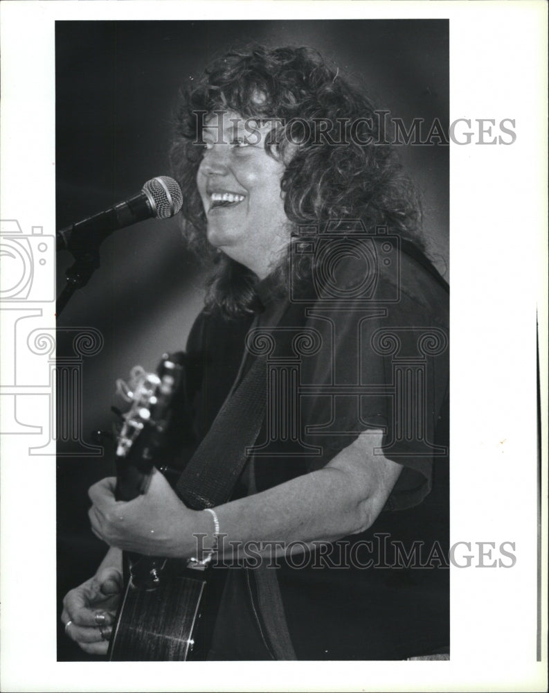 1994 Press Photo singer songwriter Cheryl Wheeler Musical Festival - RSM15583 - Historic Images