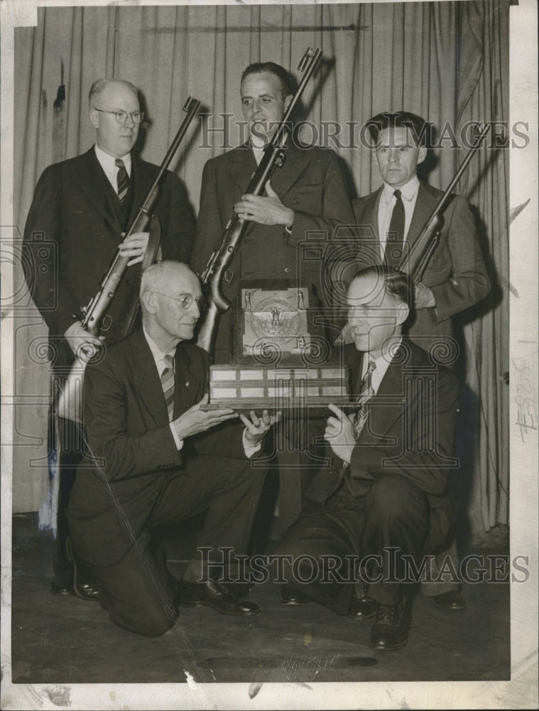 1945 Press Photo Col. Nathaniel C. Nash &amp; Chairman William Randolph Hearst - Historic Images