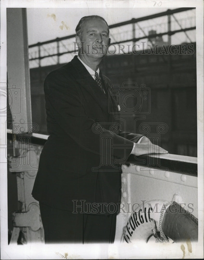 1950 Press Photo Dr. Henry Field Anthropologist At Peabody Museum In New York - Historic Images