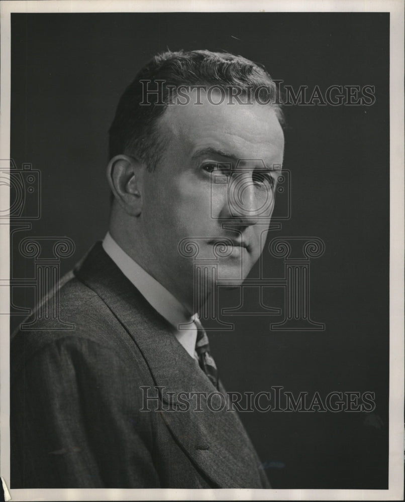 1947 Press Photo Arthur C. Doyle, Sales Manager, Colonial Airlines, Inc. - Historic Images