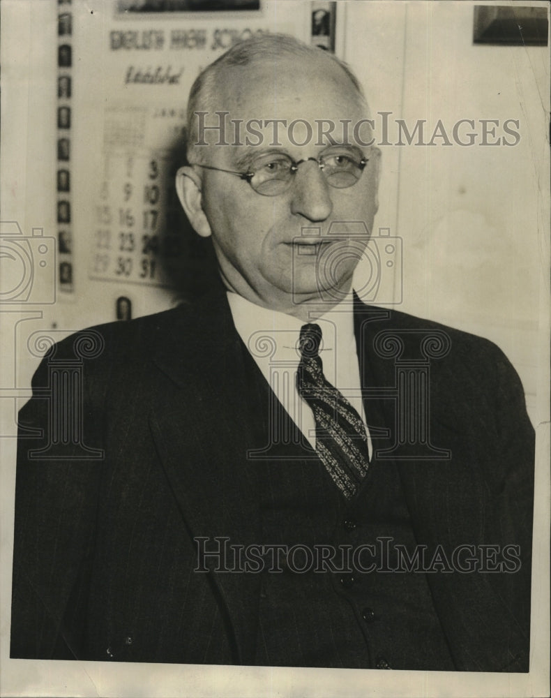 1939 Press Photo Mr Walter S. Downey at English High School - RSM15851 - Historic Images