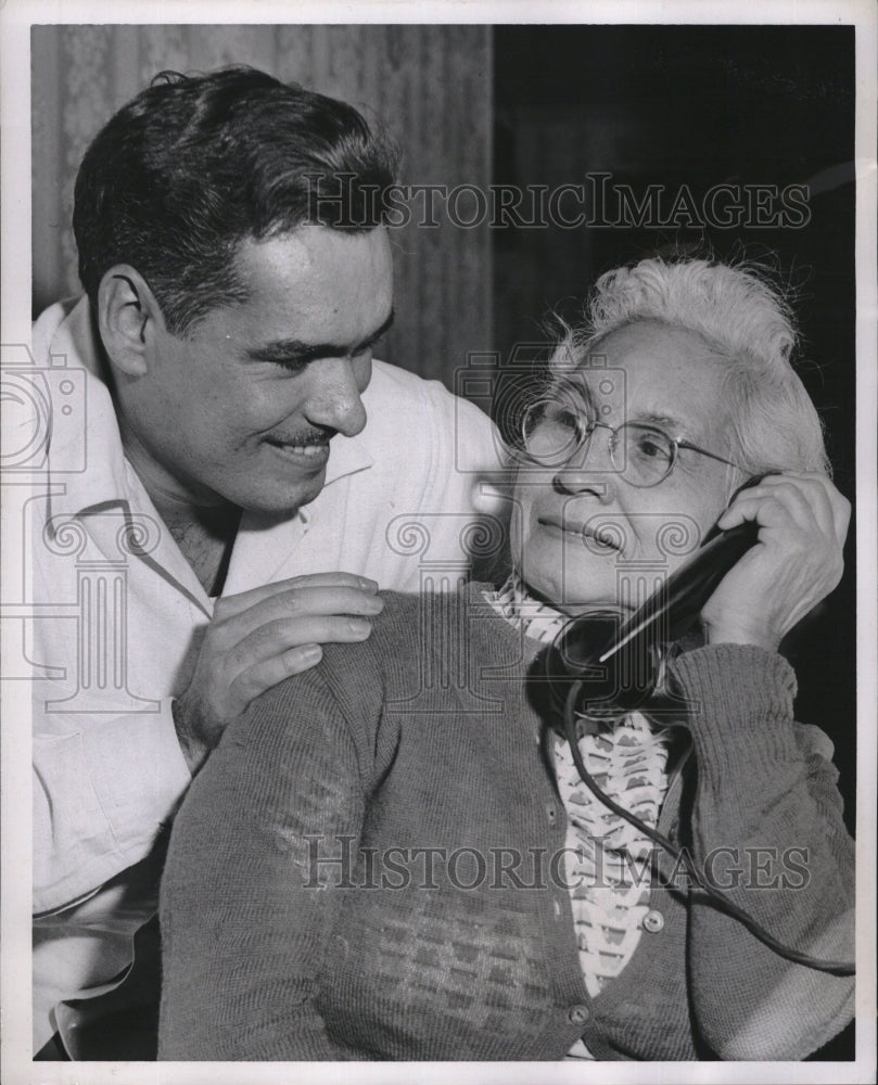 1957 Press Photo Mrs. Hercilia Wheeler, son Albert Wheeler - Historic Images