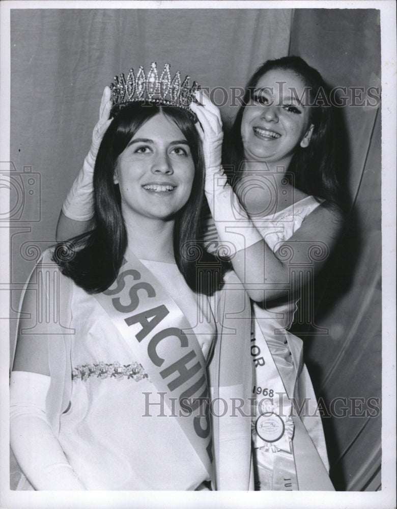 1969 Press Photo Vickie L. Wrightington &quot;Miss Massachusetts&quot; - RSM16137 - Historic Images