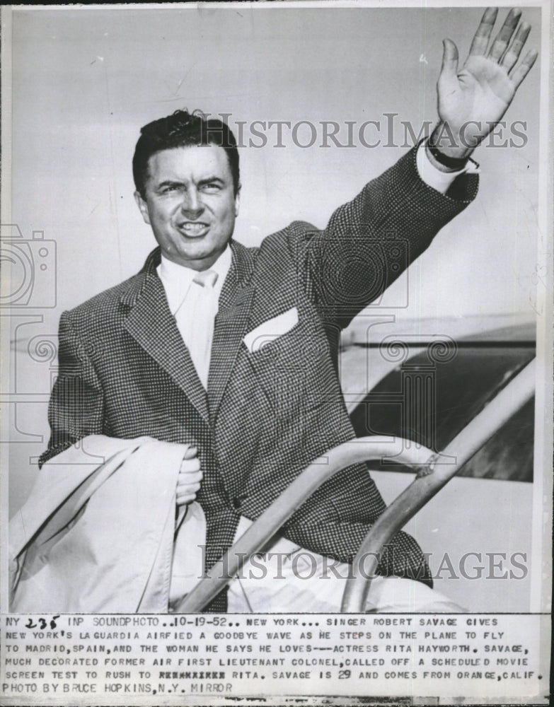 1952 Singer Robert Savage in NYC - Historic Images