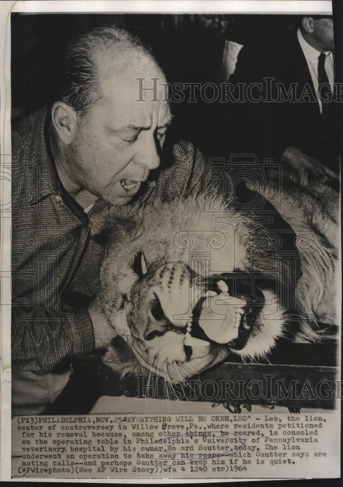 1964 Press Photo Howard Sauter and Pet, Leo, Make Neighbors Nervous - RSM16249 - Historic Images