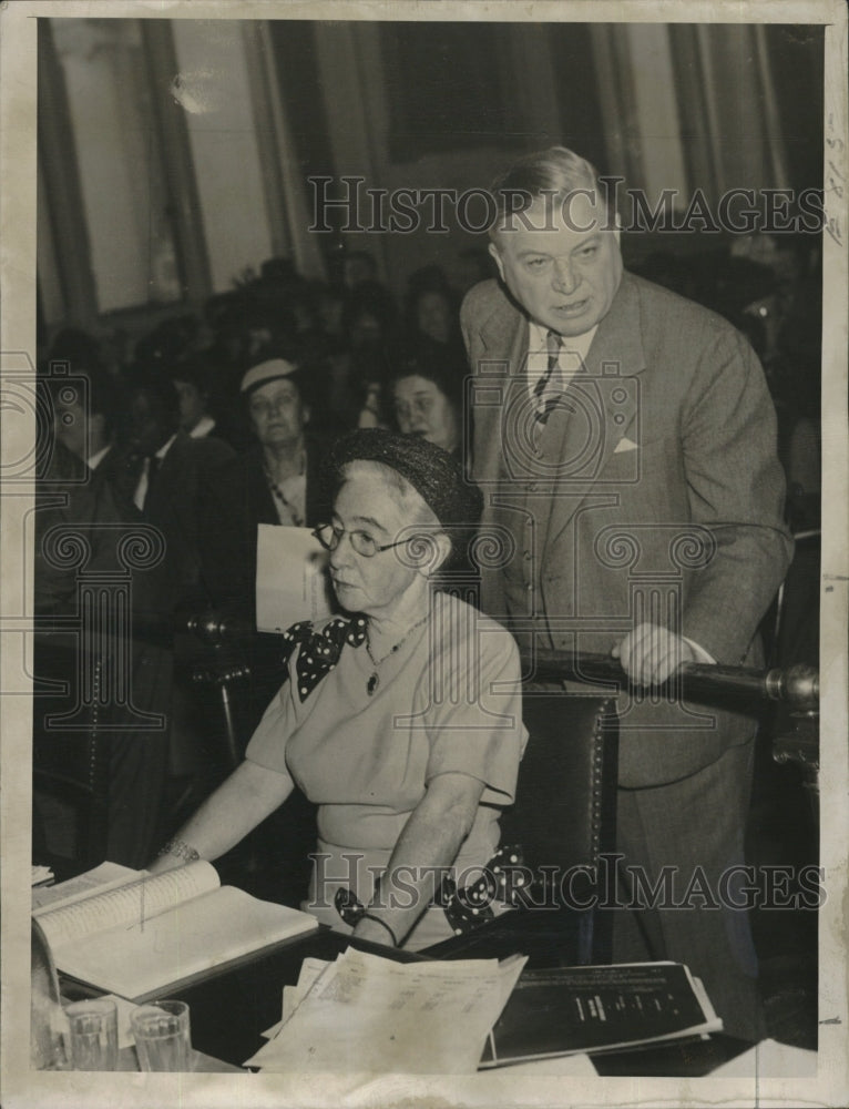 1949 Press Photo Dr. Van Waters &amp; counsel Claude B. Sox Cross - RSM16349 - Historic Images